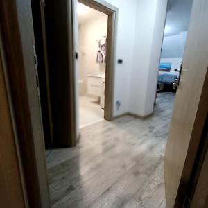 MARIJA sa besplatnim parkingom