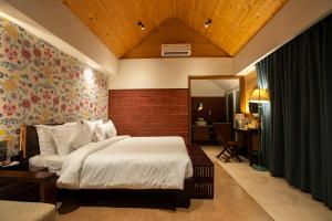 AATHAVAN MATICHI ECO RESORT