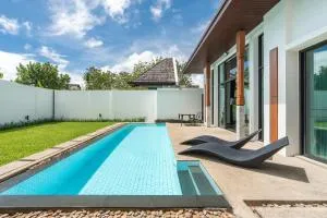 Beautiful comfortable and Fully Equipped Big pool villa with 65inch smart tv Located near popular Bangtao beach and laguna - Ban Riang
