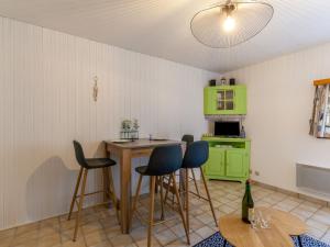 Appartements Apartment Les Manoirs de la Cote by Interhome : photos des chambres