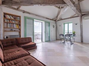 Apartment Les Araucarias by Interhome