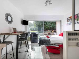 Apartment Océan-2 by Interhome