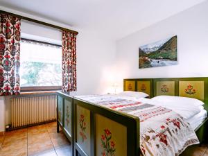 Apartment Cesa Minach-2 by Interhome