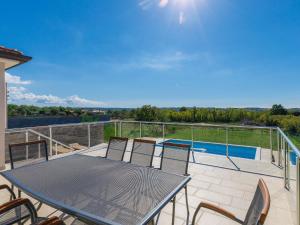 Holiday Home Villa Luna Maris by Interhome