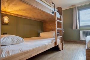 Hotels La maison rouge 3* : Chambre Quadruple Standard