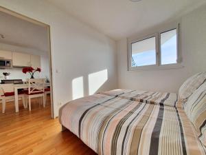 Near Lake Stylish & Fully Furnished Apartment