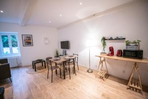 Appartements KASA LORETTE - TV WIFI & Cosy : photos des chambres