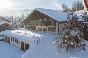 Chalets Chalet Le Ferme Combloux Rhone-Alps : photos des chambres