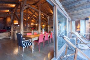 Chalets Chalet Le Ferme Combloux Rhone-Alps : photos des chambres