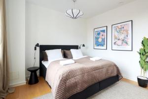 Stylish 2BR w Private Balcony in CPH City Centre