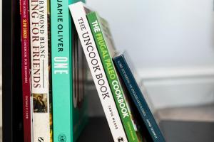 Modern, cozy flat close to Clapham and Battersea, London - Pass the Keys