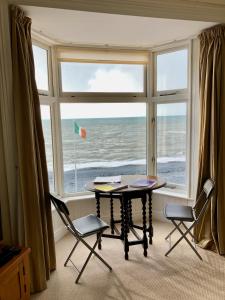 Stunning Aberystwyth South Beach Apartment