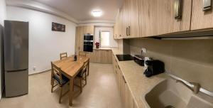 National Arena Mega Mall Elana apartment