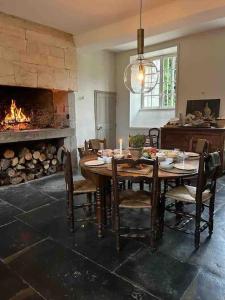 Charming 18th Century Chateau, near Bayeux in Calvados, Normandie