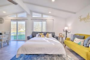 Game Room! Tobyhanna Retreat 17 Mi to Ski Slopes