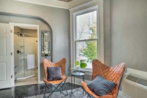 Comfy Louisville Studio about 3 Mi to Downtown