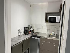 Loubat Christophe 335 Bd de Gandalou 12100 Millau
