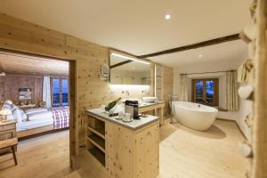 Relais & Châteaux IN LAIN Hotel Cadonau