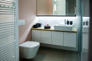 Sunny home with cute dragon in the center+parking