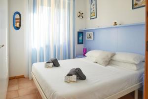 Conero - Patio Privato e Parcheggio by Host Hero