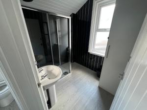 Sunnyside Aparthotel Safari suite, Free Parking, 10Min Walk To Blackpool tower