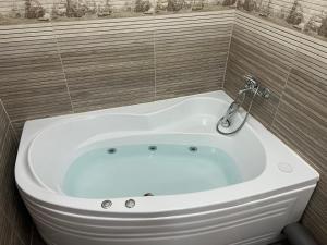 Lovely flat with bathtub 5 mins from center
