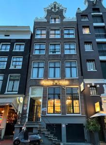 Facade Hotel Amsterdam