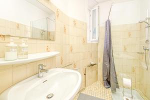 Appartements Le Positif ¶ Gare¶ Confort¶ Spacieux : photos des chambres