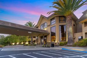 Best Western Plus Novato Oaks Inn