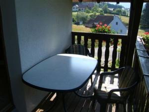 Appartements Appartement Confortable avec Acces Facile, Proche Ski et Randonnee - FR-1-589-137 : photos des chambres