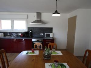 Gîte pour 4 avec terrasse couverte, parking privé et animaux acceptés - FR-1-589-367