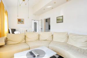 Apartments by the sea Poljica, Trogir - 16999