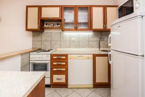 Apartments by the sea Vir - 18586