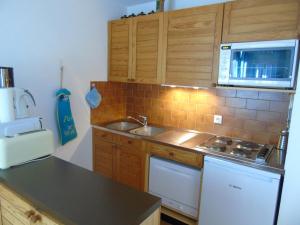 Confortable appartement avec balcon pour 4 pers. à Châtel - FR-1-198-122