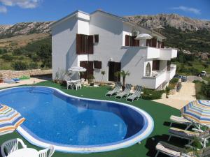 4 star Апартамент Villa Maja Башка Хърватска