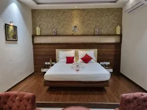 Happys Hotel - Mattigiri