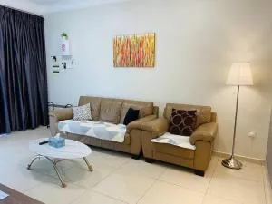 Bonjour Riverview 2KM Jonker/6 Pax/Netflix/100Mbps - Pengkalan Rama