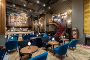 The Coach Hotel Sukhumvit - Asok BTS Bangkok