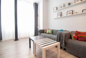 FAMILIAS Y GRUPOS - Muy buena UBICACION - BILBAO