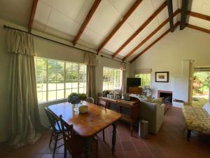 Yellowwoods Farm - POOL COTTAGE (self-catering)