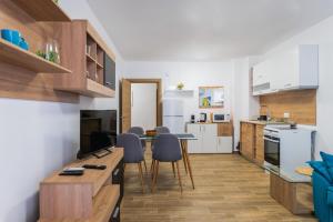 La Dolce Vita ~ New 1 bedroom flat with balcony