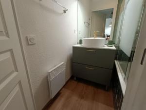 Snowliday - Appartement pour 4 personnes, au pied des pistes, en résidence 4 étoiles
