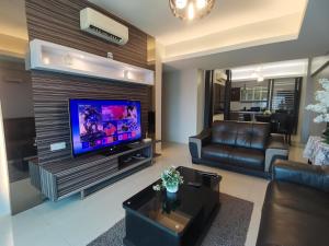 Glamorous at Kinta Riverfront Apartment
