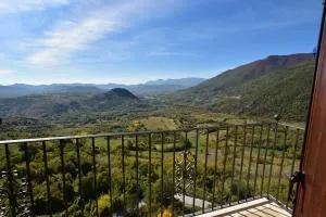 Casa Panoramica - أغنون