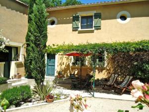 Appartements STUDIO TERRASSE PISCINE UZES PONT DU GARD : photos des chambres