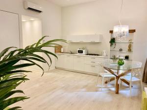 One-Bedroom Apartment - Casa Verdi - Via Dietro Pallone 12