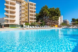 Apartamento bonito en Salou con piscina
