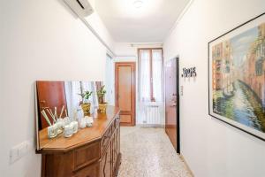 Delightful Apartment at 5 mins from Rialto Bridge