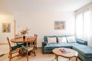 Delightful Apartment at 5 mins from Rialto Bridge
