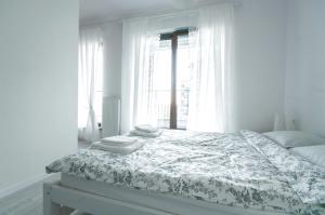 Bizapartments - Modern Flats with Parking